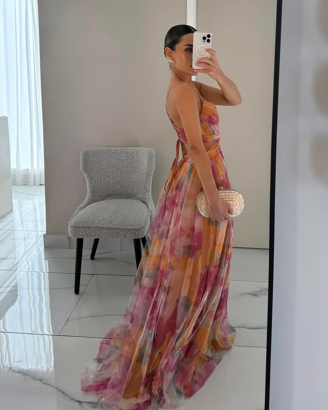 Vestido Maxi Floral Burdeos – Elegante y Sofisticado