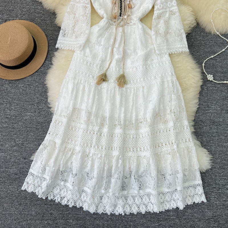 Beaulieu Vestido Ibicenco con Mangas de Encaje – Elegancia Mediterránea