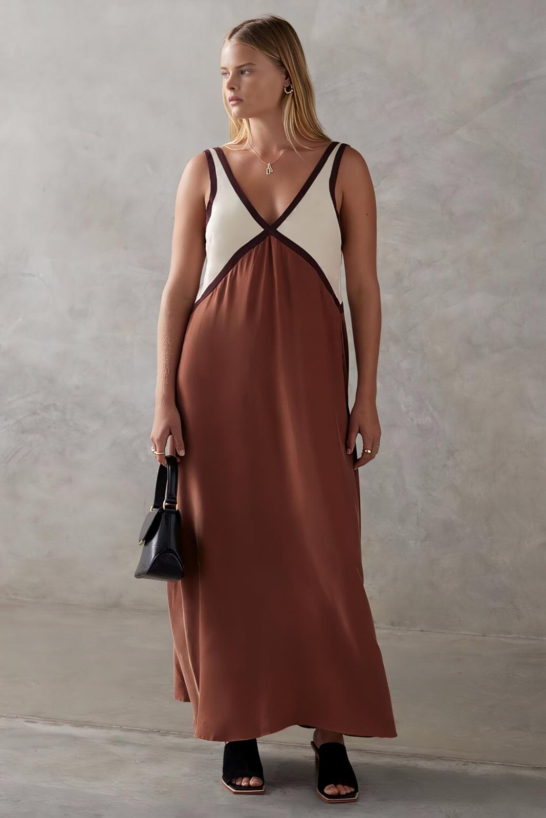 Saint-Tropez | Vestido Midi sin Mangas - Estilo y Elegancia