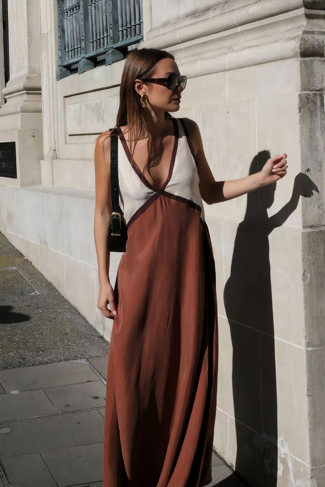 Saint-Tropez | Vestido Midi sin Mangas - Estilo y Elegancia