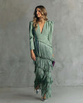 París - Vestido midi elegante con mangas de flecos, estilo chic y refinado