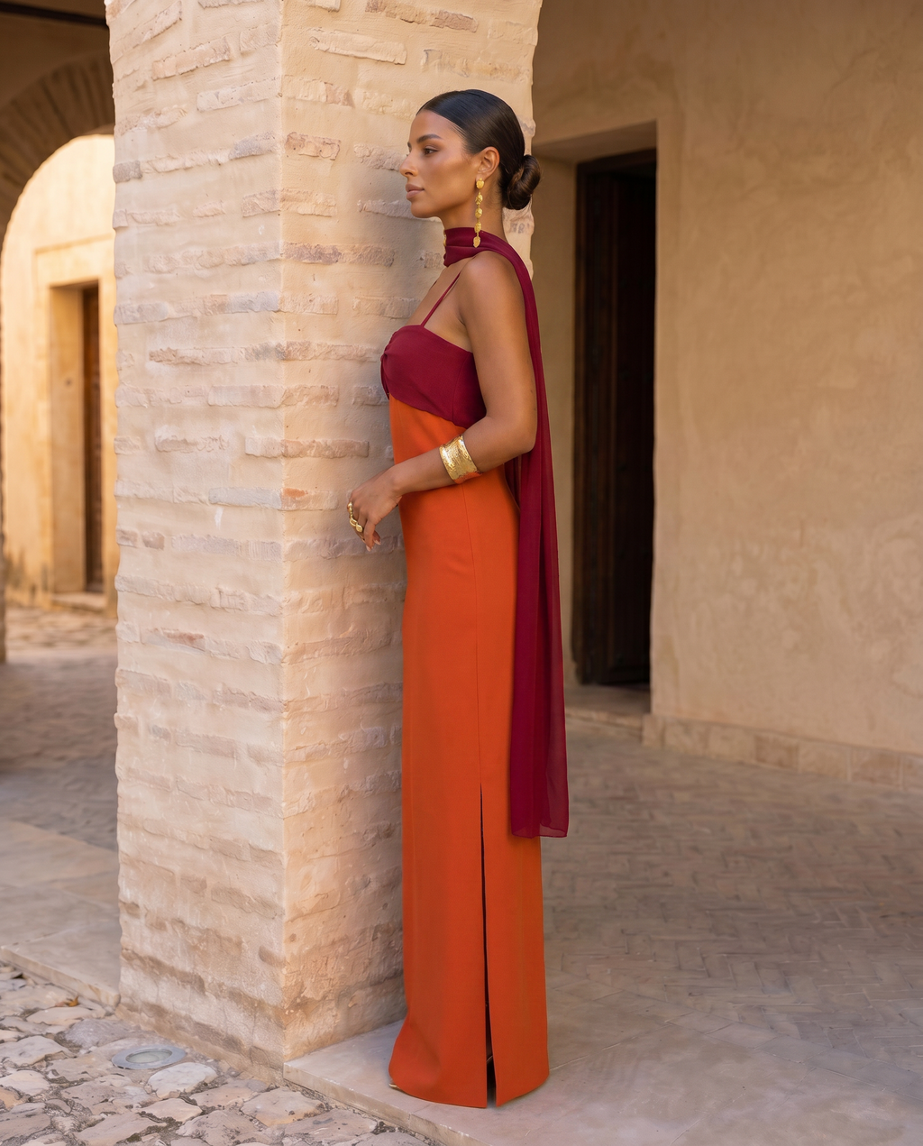 Procida Vestido Largo Naranja con Escote - Elegancia y Estilo